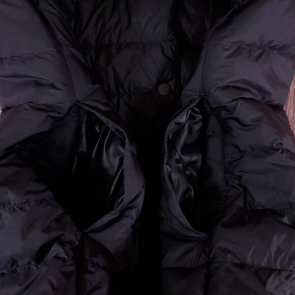 Uniqlo Womens Small Ultra Light Down Vest Compact Packable Puffer Snap Black - Picture 7 of 15